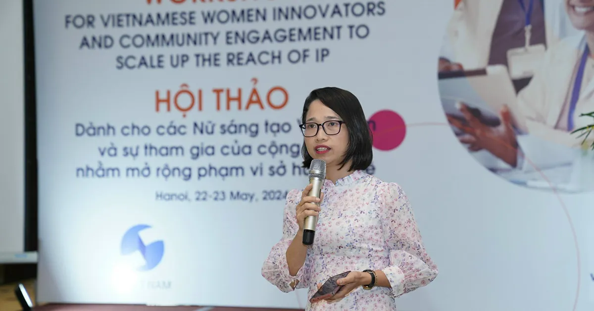 Huong Giang Tran Thi, Deputy Director of GenaTech, speaking at a workshop for Vietnamese women innovators