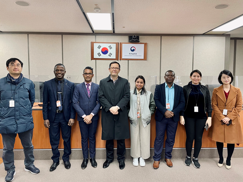 Liliyana da Silva - Students who attended the MIPD in-person on a study visit to the Korean IP Office